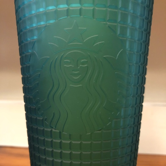 2022 Starbucks 24 oz Tumbler Mountain Dew Green Like New Never Used - Picture 4 of 4